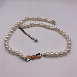 Classic Pearl Necklace with Silver and Peach Bow